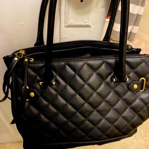 Cute black purse gently used great condition